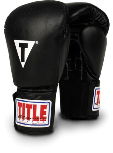 Боксерские тренировочные перчатки Title Classic