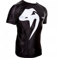 Рашгард Venum Giant rashguard - Black - short sleeves